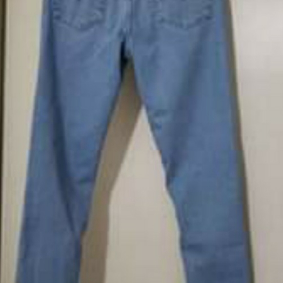 Levi's - Picture 3 of 3